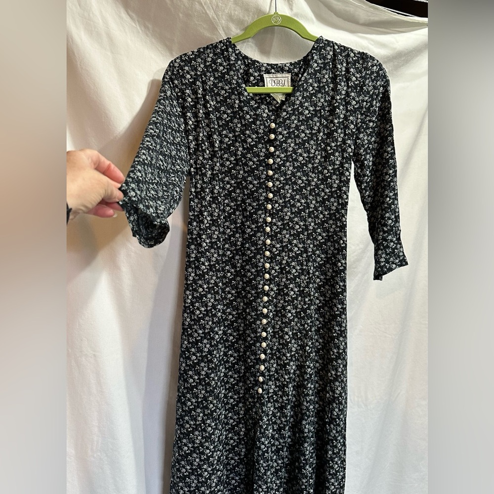 Black Floral Long-Sleeve Button-Front Dress